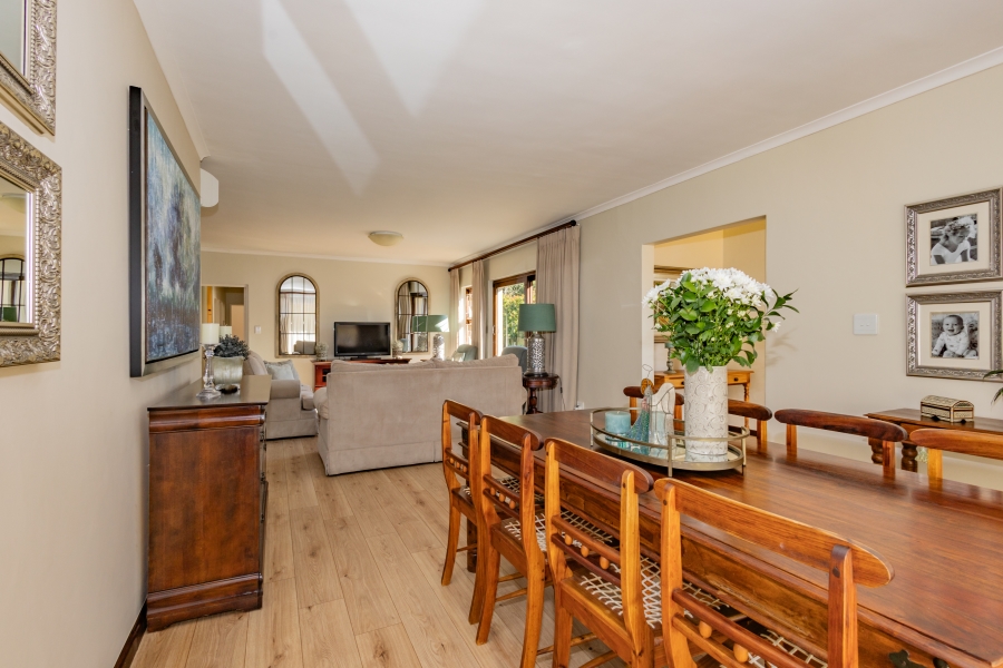 4 Bedroom Property for Sale in Sonstraal Western Cape